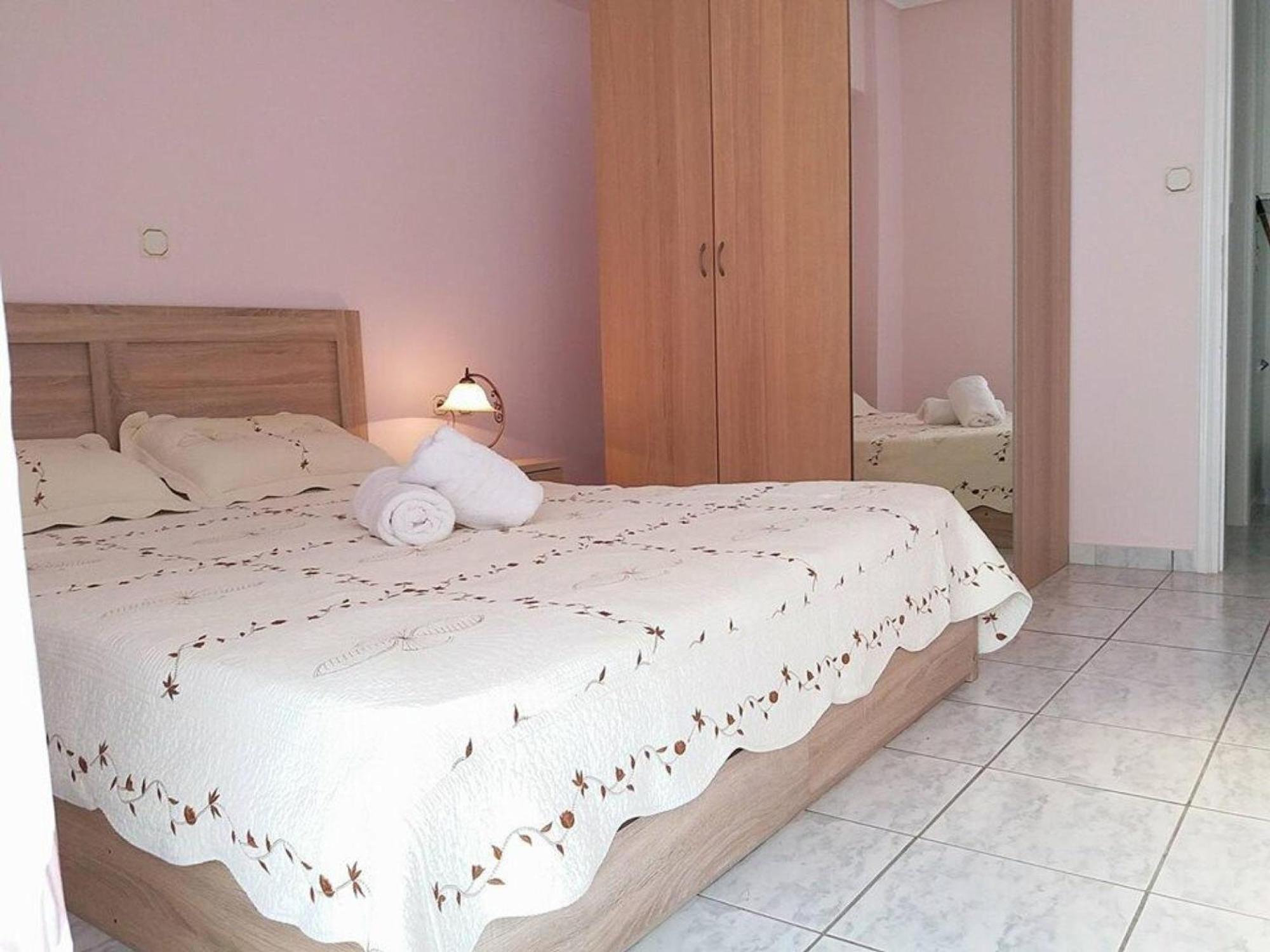 Daphnus Apartment In Agios Konstantinos Agios Konstantinos  Buitenkant foto